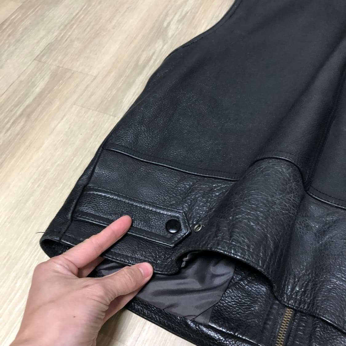 (L) RED POINT 빈티지 소가죽 레더 아웃도어 베스트 블랙 상품이미지10