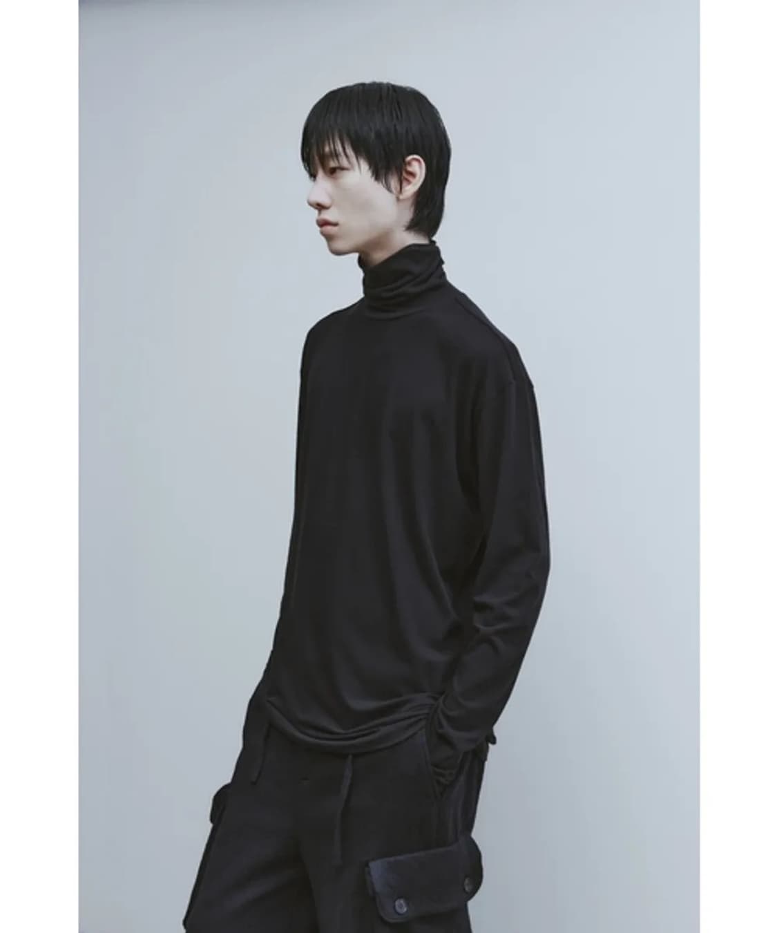 유스 youth 핑거홀 터틀넥 티셔츠 블랙 상품이미지3