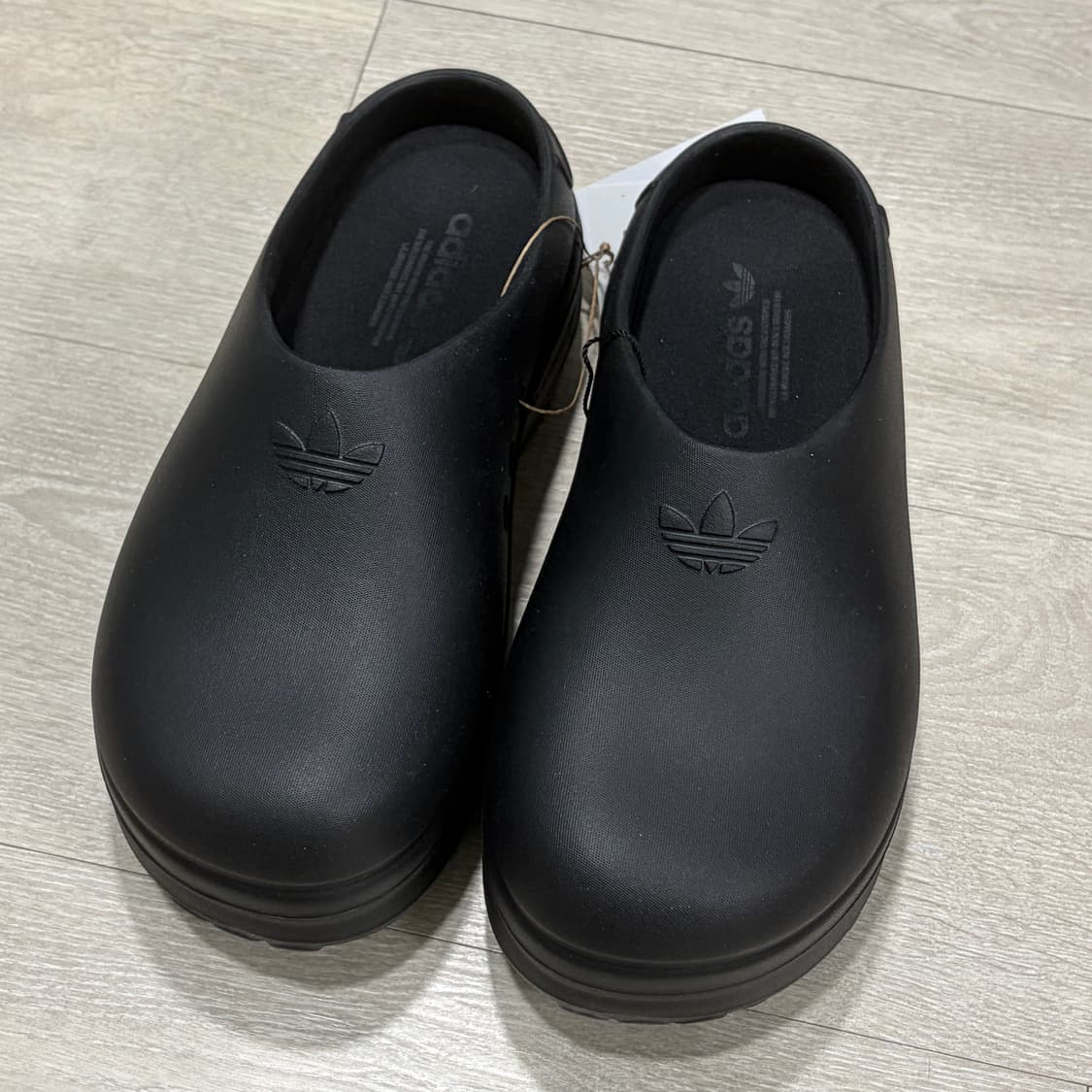 아디다스 아디폼 스탠 스미스 뮬 코어 블랙 (255) 상품이미지2