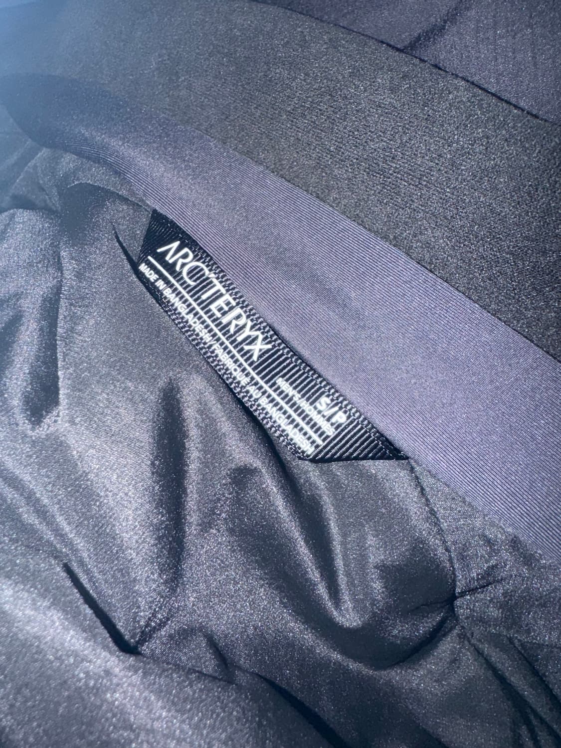 아크테릭스 ar 논후드 블랙 s 상품이미지2