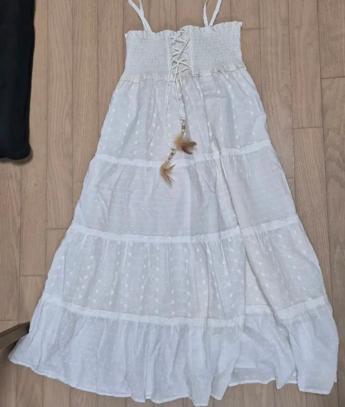 깃털아일렛 원피스 상품이미지1