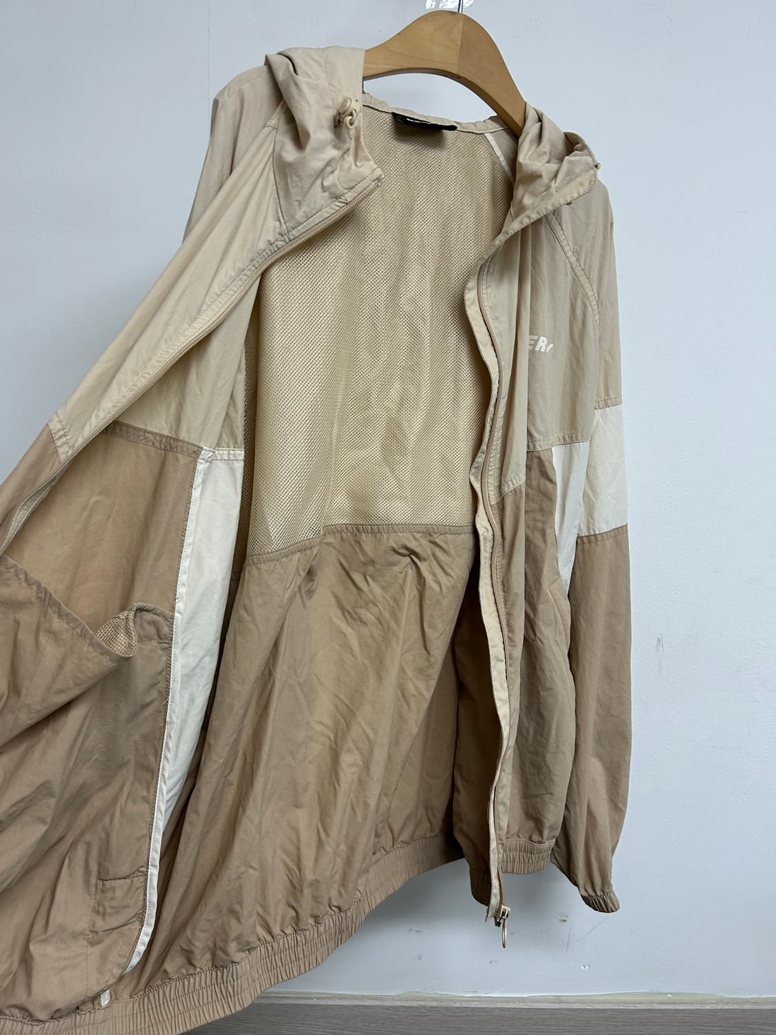 널디 NEROY 트랙 후드집업 L 상품이미지6