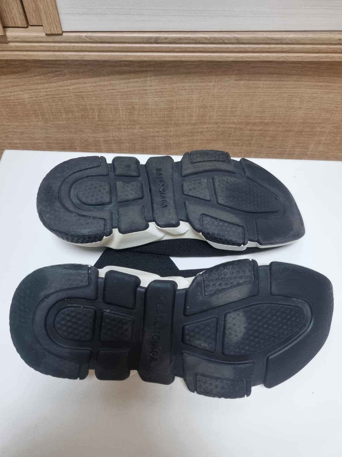 발렌시아가 스피드러너 240사이즈 상품이미지5