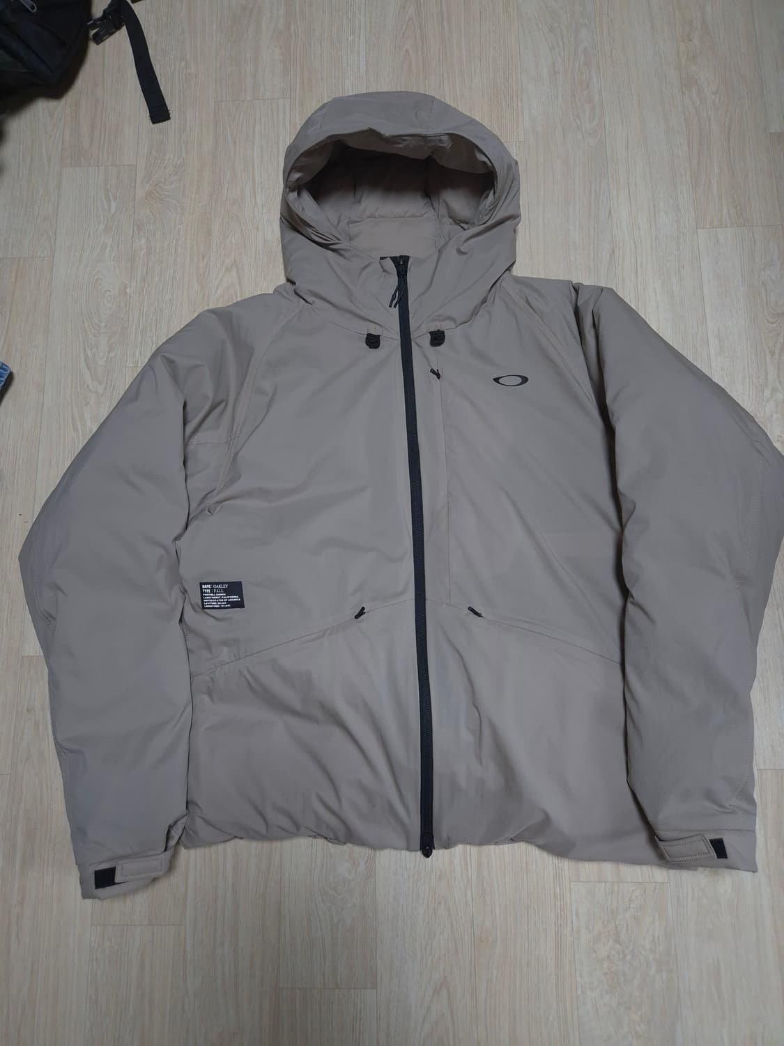 오클리 인슐레이션 경량 자켓 상품이미지3