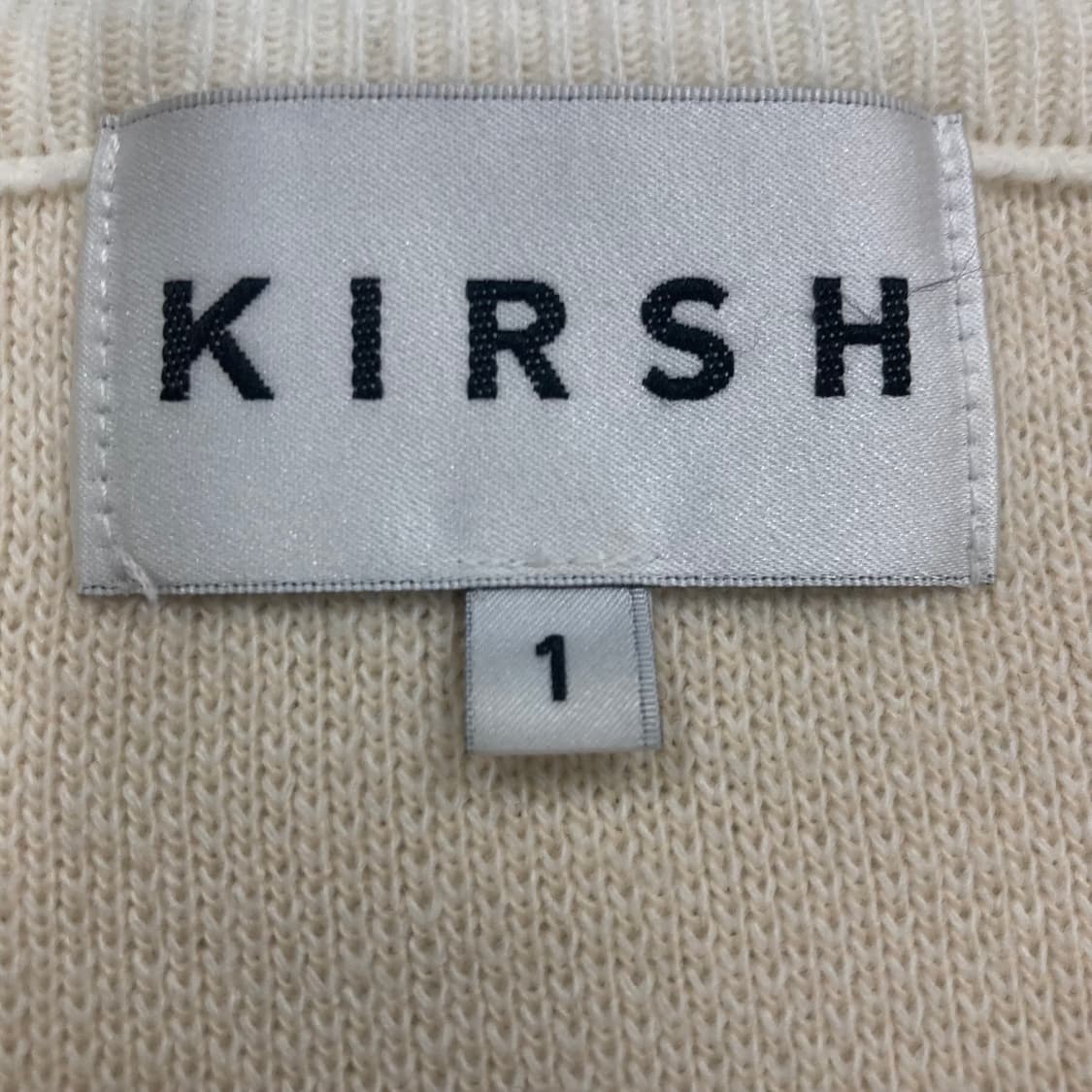 키르시 아이보리 컬러 체리 빅로고 니트 상품이미지4