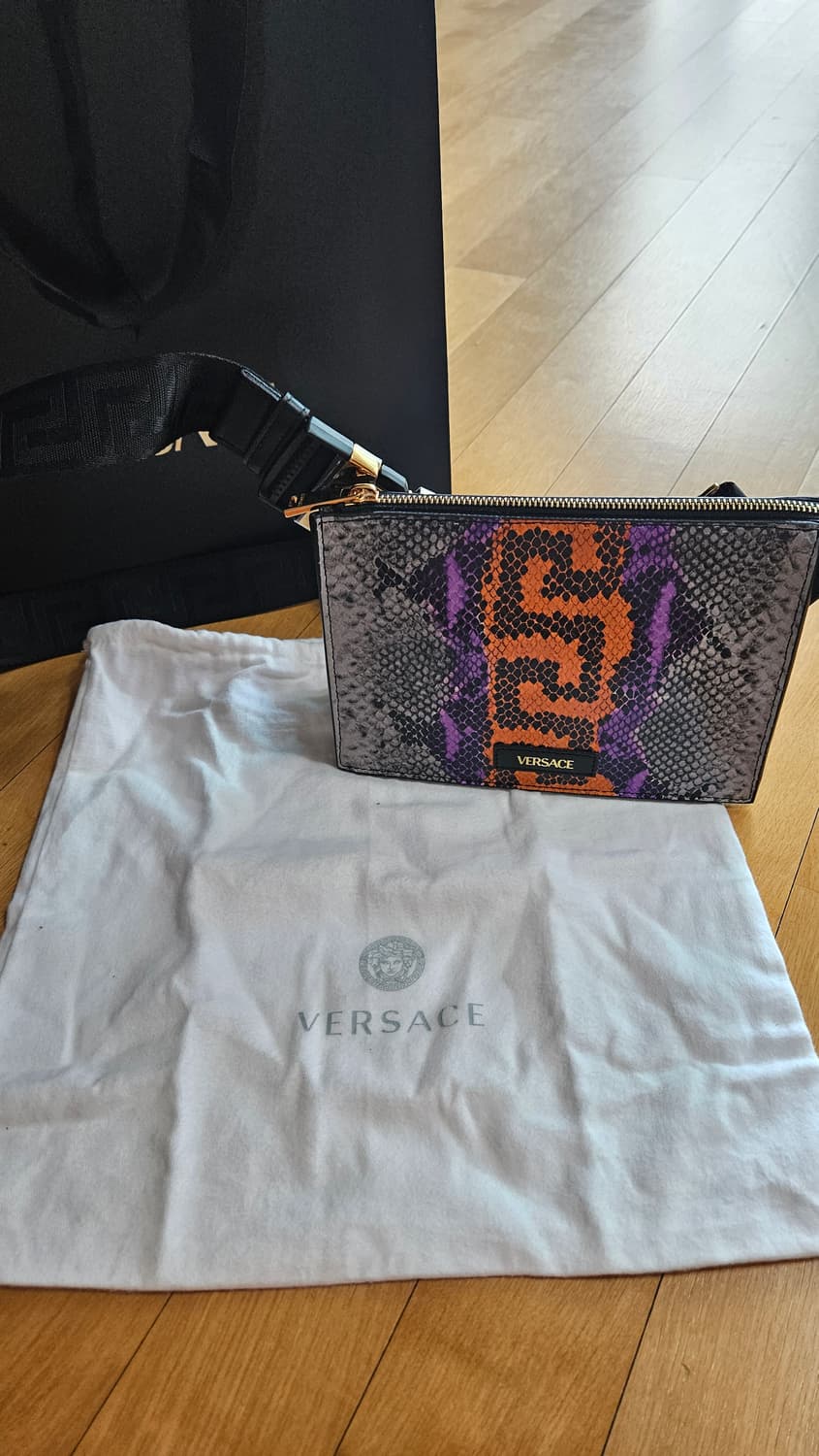 베르사체 파이톤 크로스백 가방 정품 신품 상품이미지1