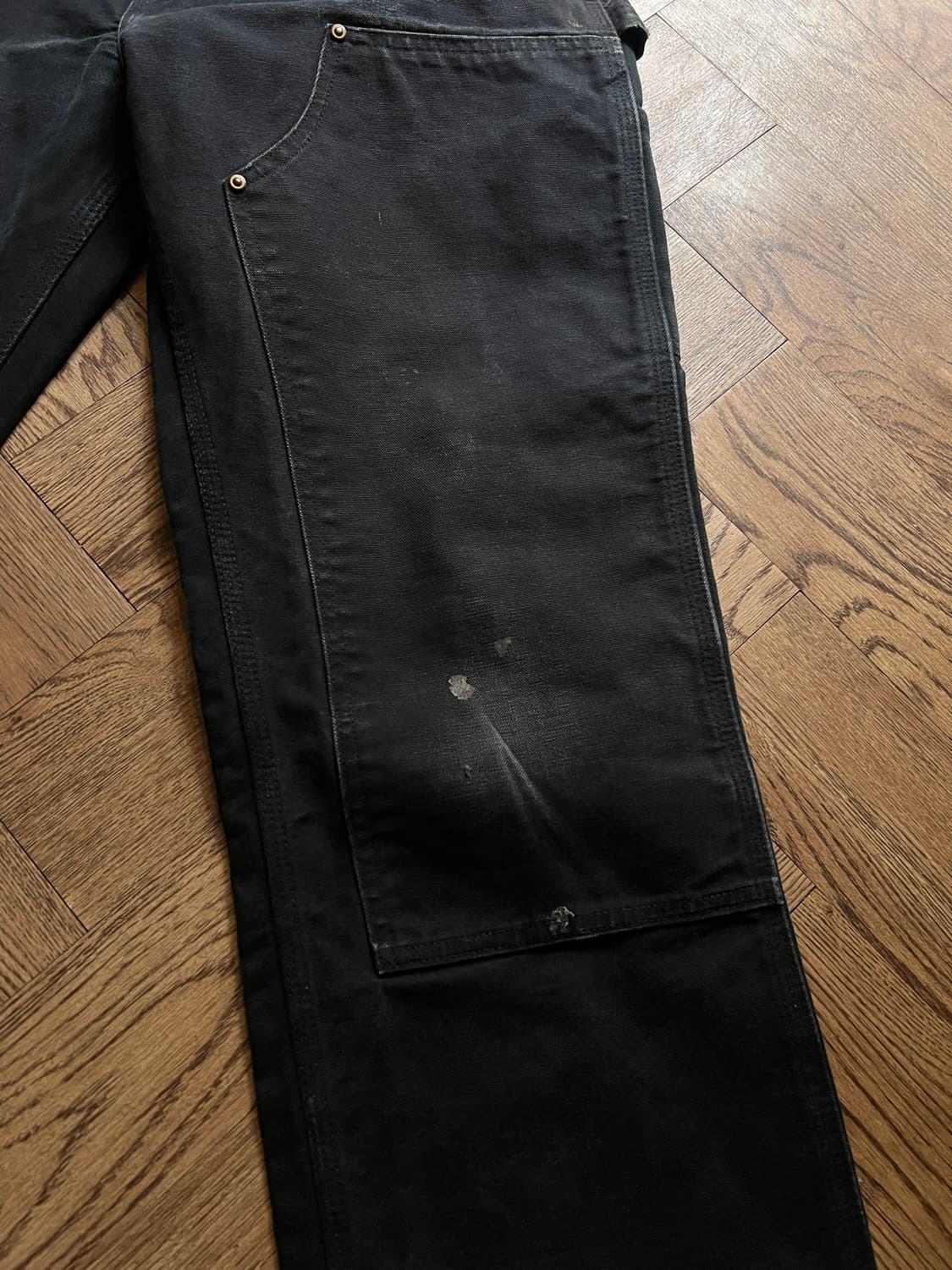 [32]칼하트 Made in USA 더티워싱 블랙 더블니 워크 팬츠 상품이미지4