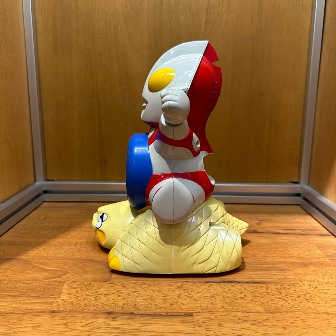 ULTRAMAN KAIJU TABLE CLOCK 상품이미지3