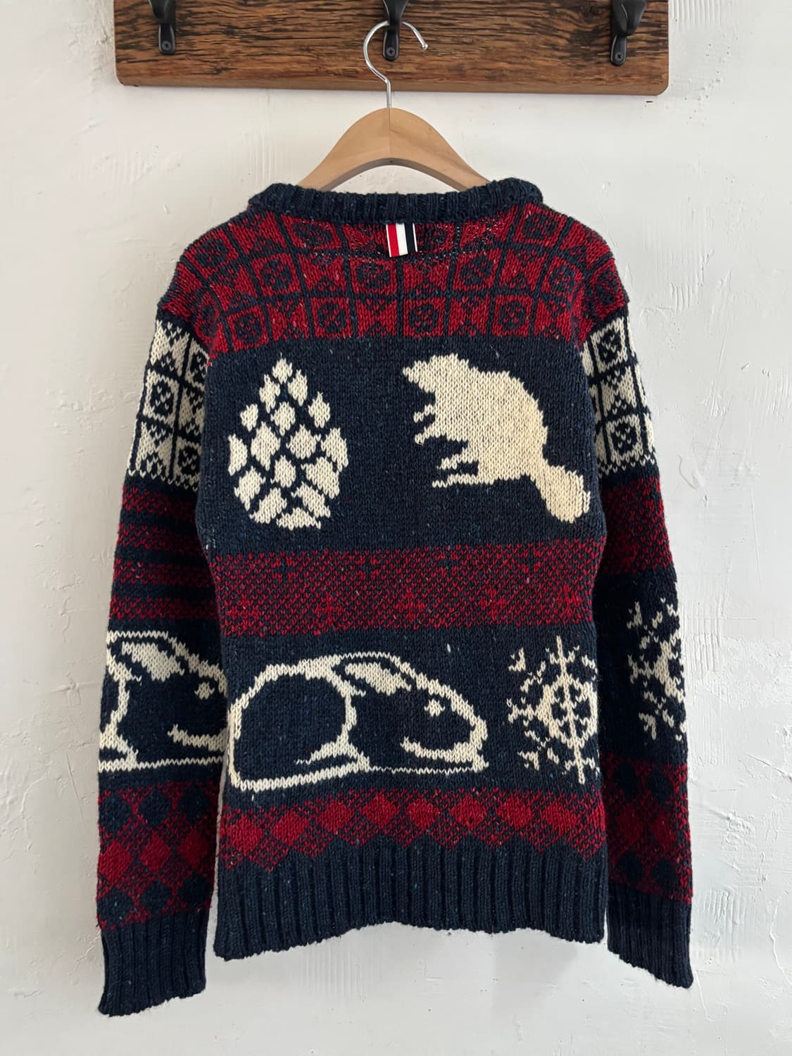 Thom Browne 톰브라운 애니멀패턴 사선완장 모헤어울 니트 상품이미지3