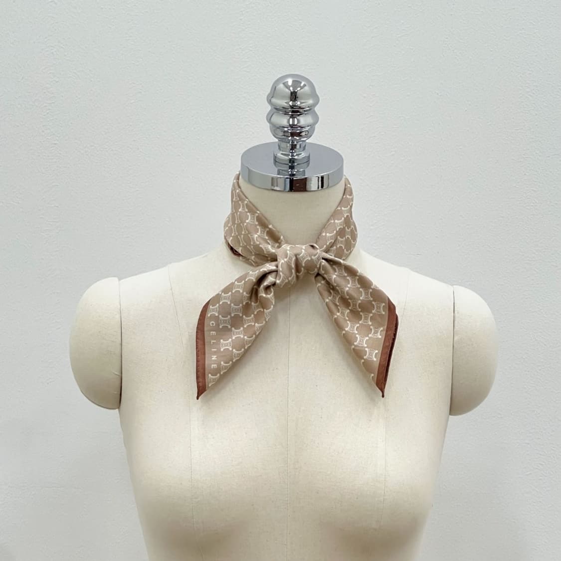 (새상품) celine / 셀린느 쁘띠스카프 손수건 상품이미지7