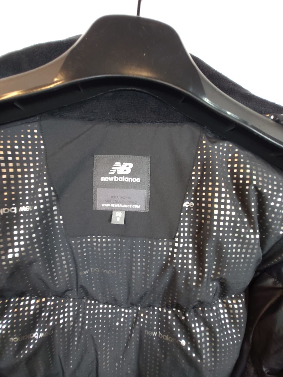 뉴발란스 발열구스롱패딩 블랙 90 S 새제품급 상품이미지8