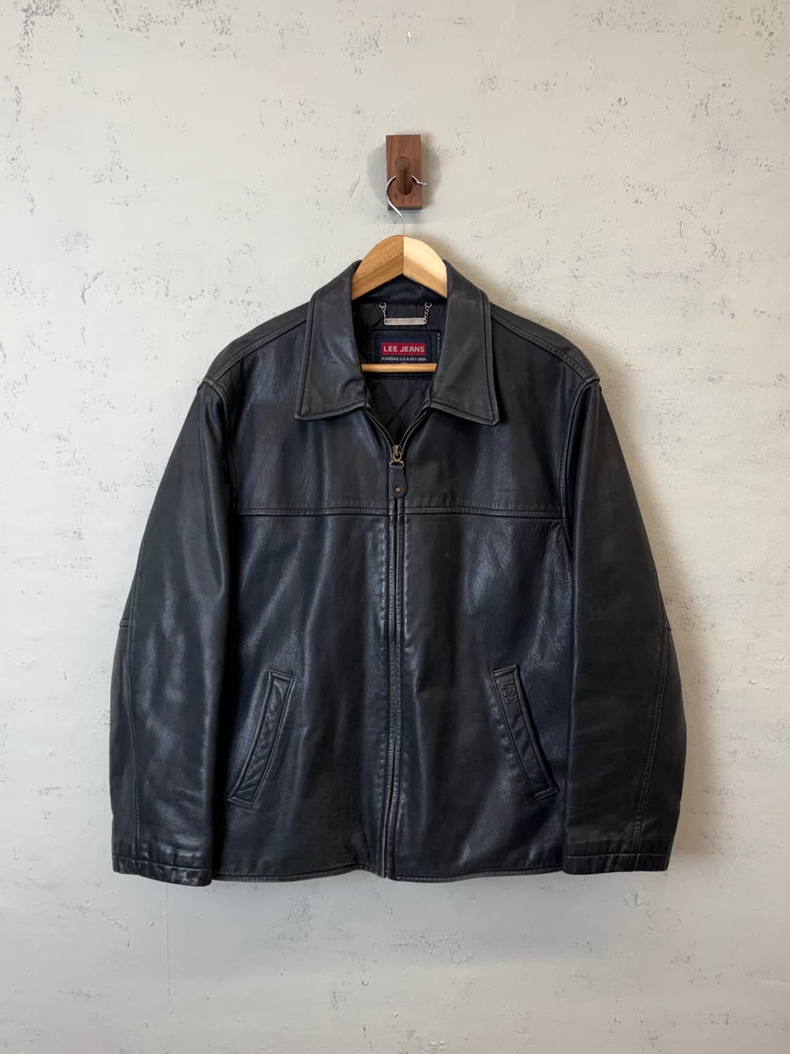 Lee 리 빈티지 카우레더 자켓 상품이미지1