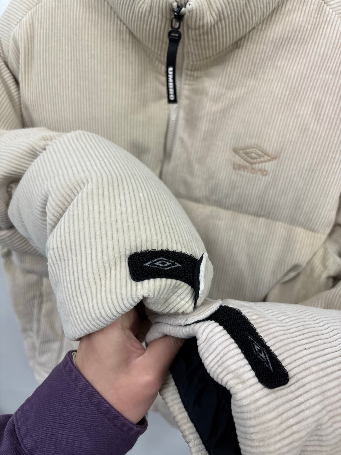 엄브로 코듀로이 다운패딩 상품이미지5