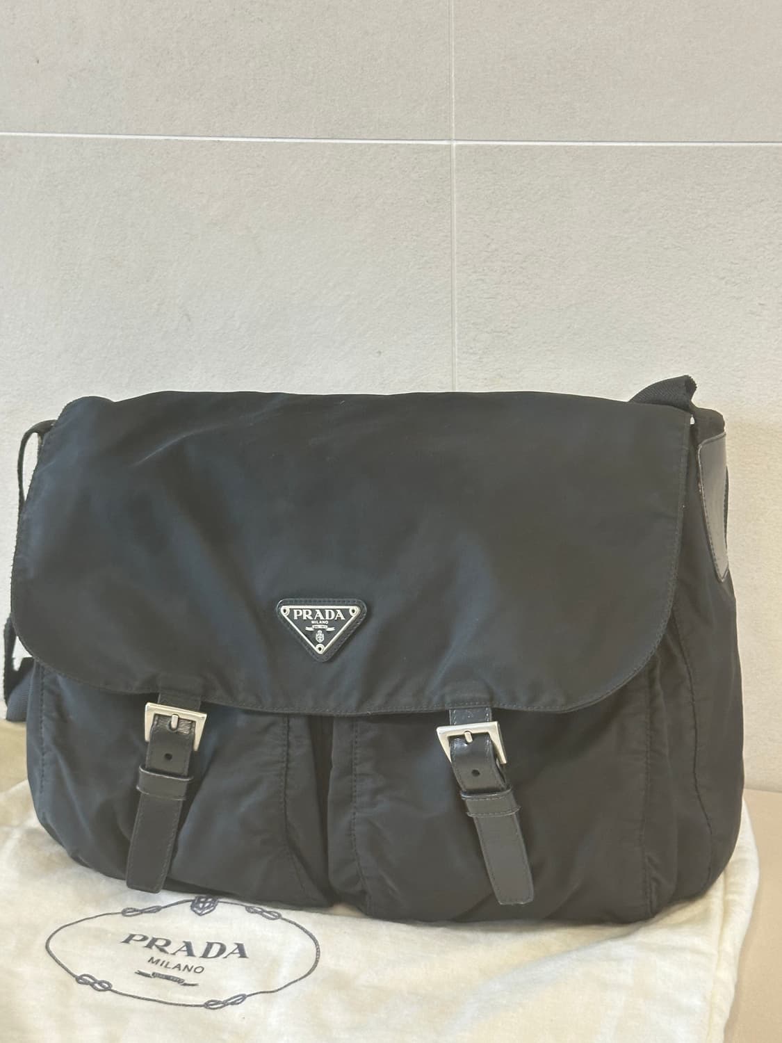 정품 프라다 포코노 나일론 투포켓 메신저백 크로스백 상품이미지8