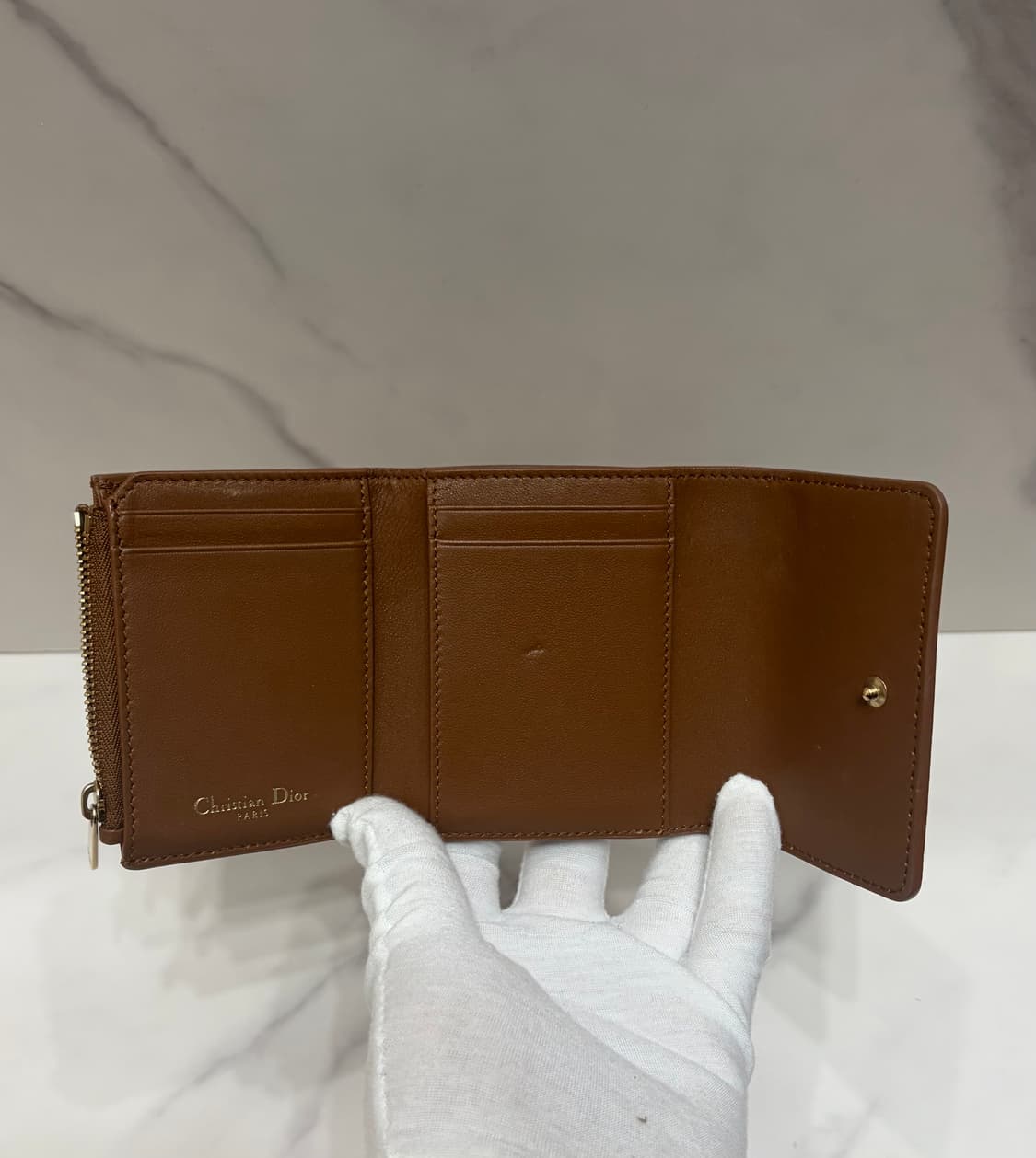 [정품] S급 디올 30 몽테인 로터스 반지갑 상품이미지3