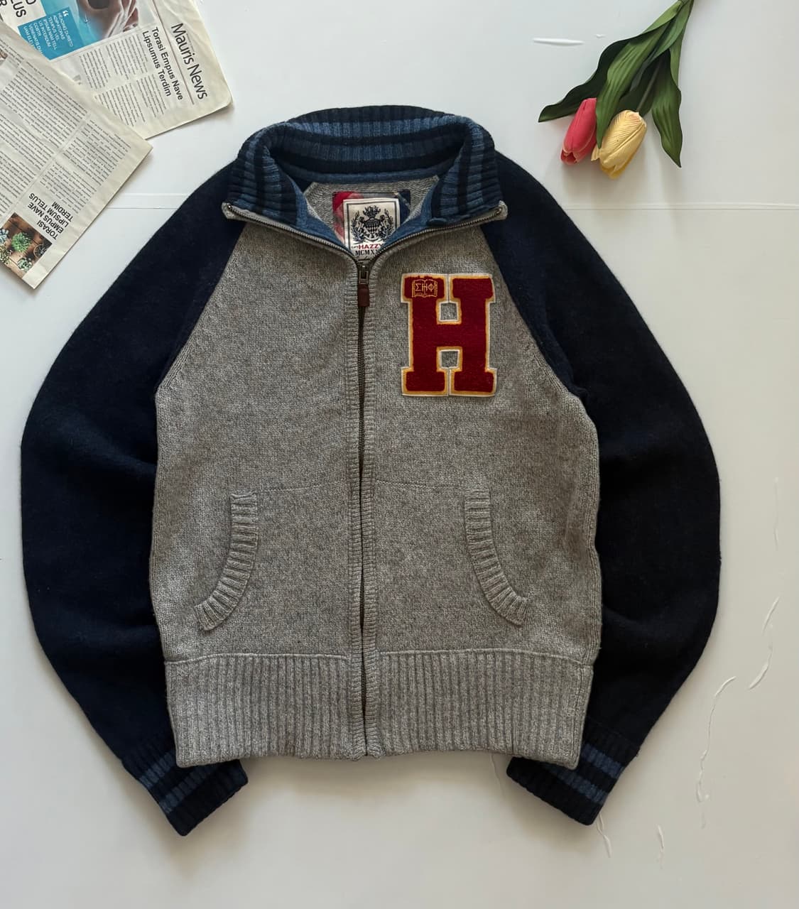 헤지스 엘보 패치 스타디움 니트 집업 상품이미지2