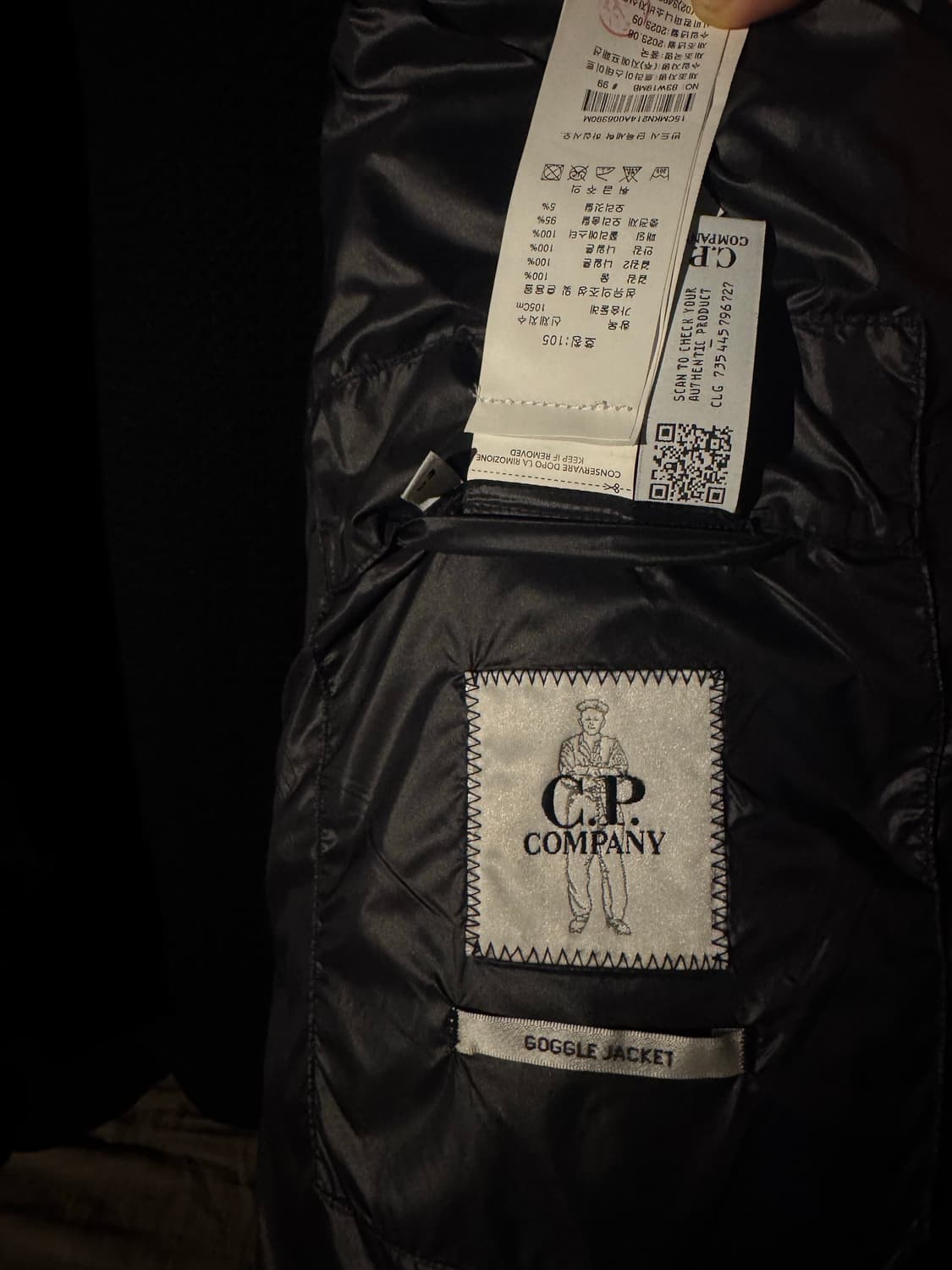 C.P. 컴퍼니 메리노 나일론 믹스드 고글 니트 블랙  상품이미지7