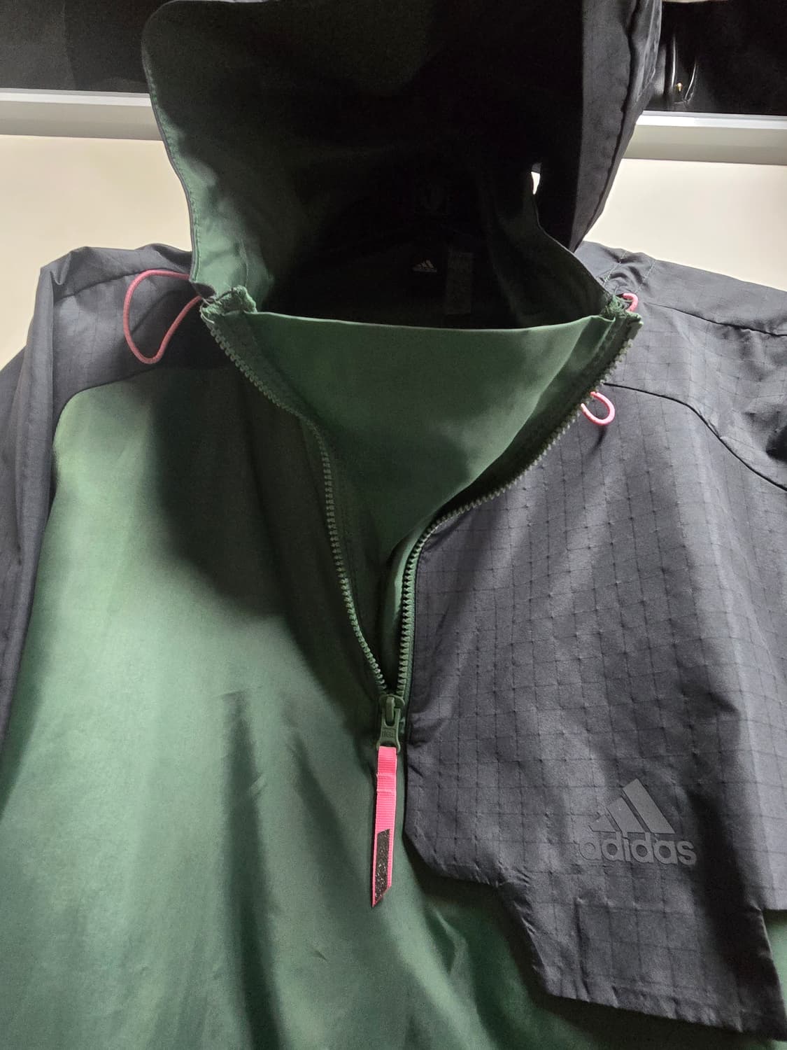 아디다스 반집업 후드 바람박이(방수.방풍)S 상품이미지4