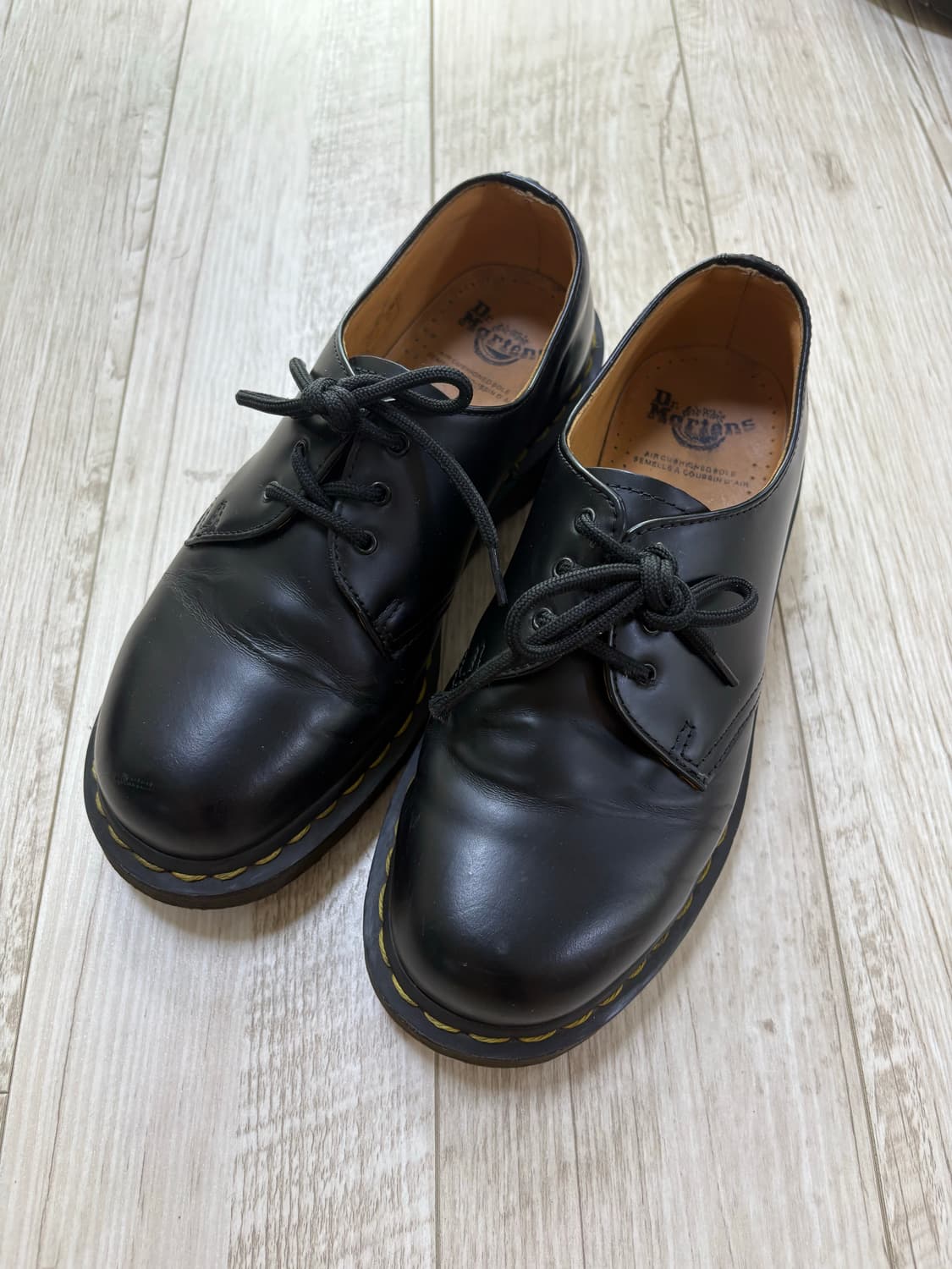 닥터마틴 1461 3홀 스무스 240 상품이미지1