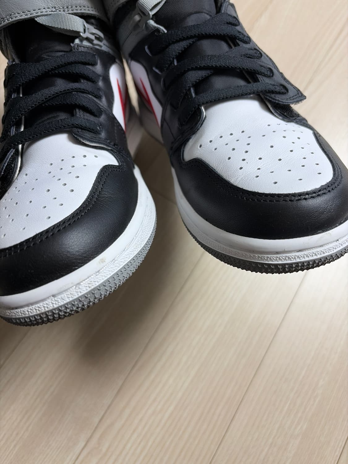 에어조던1 하이 플라이이즈 상품이미지7