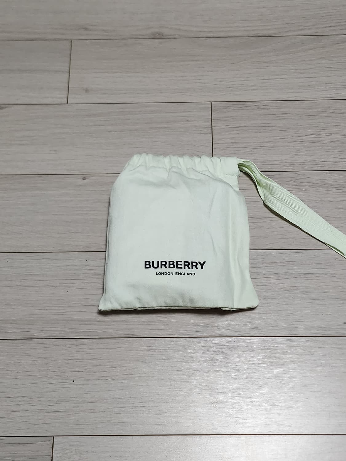 [새상품] Burberey 버버리 체크 반지갑 정품 남녀공용 지갑 상품이미지9