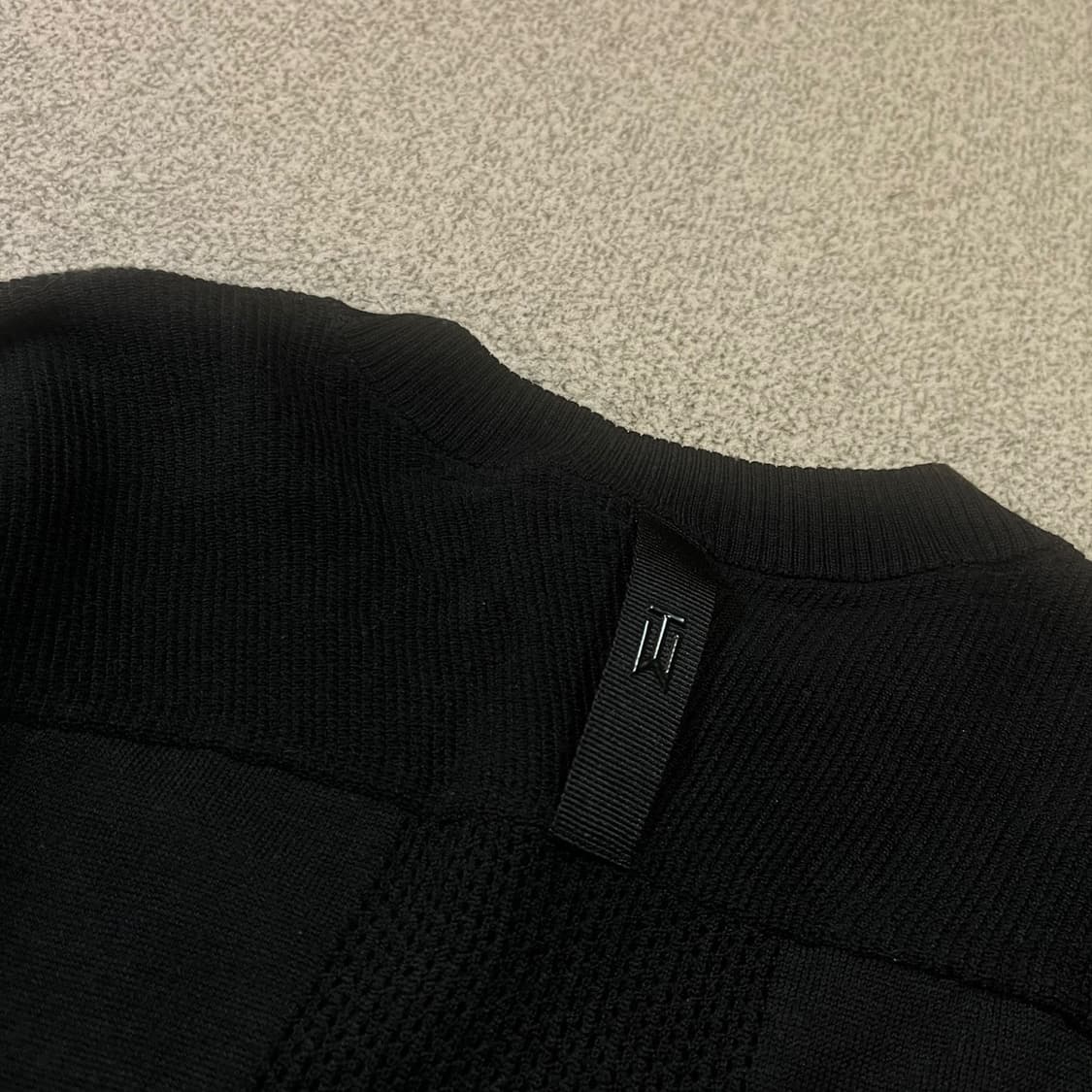 나이키 스우시 크루넥 니트 상품이미지3