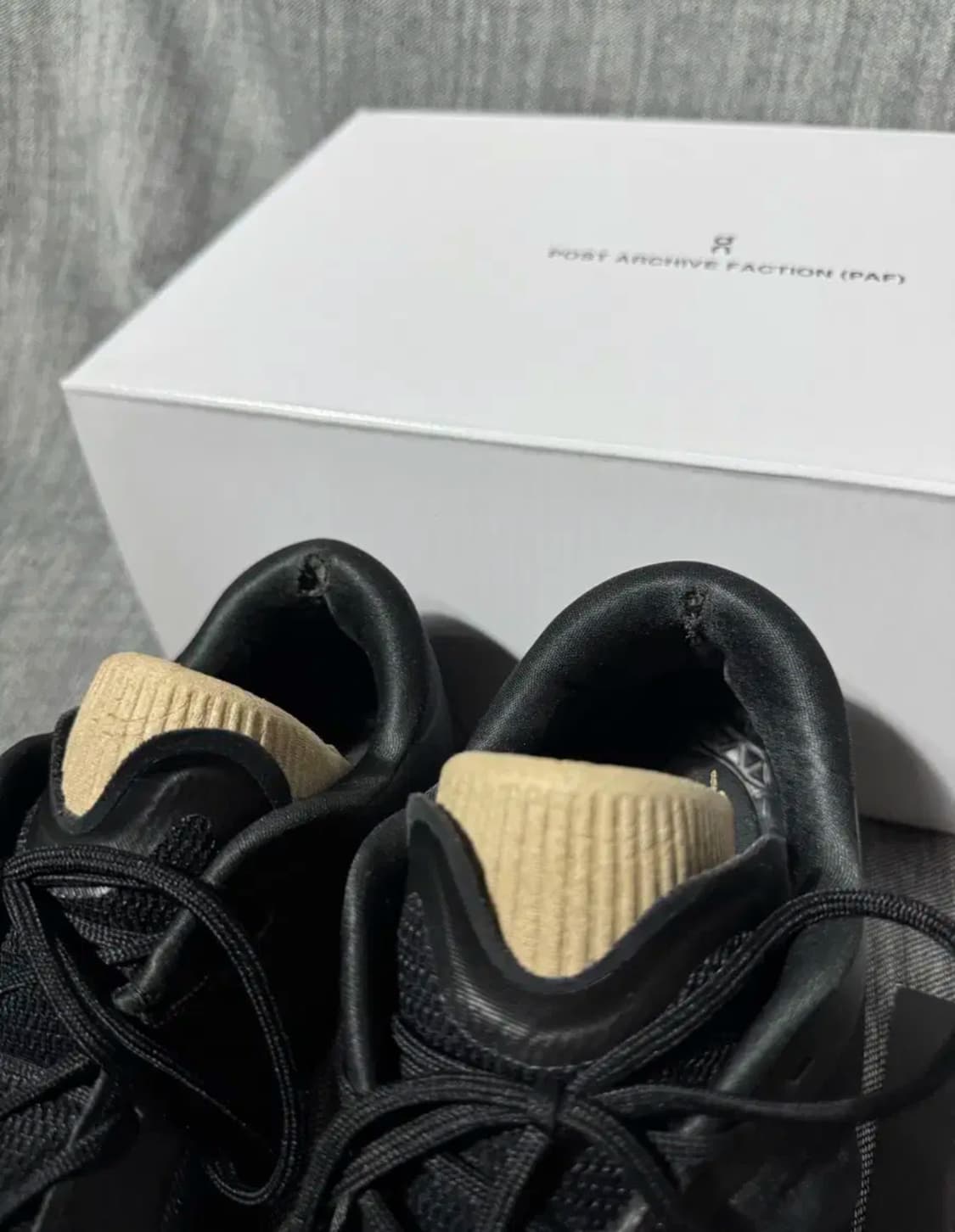 온 러닝 x 포스트 아카이브 팩션 260 온파프 상품이미지3