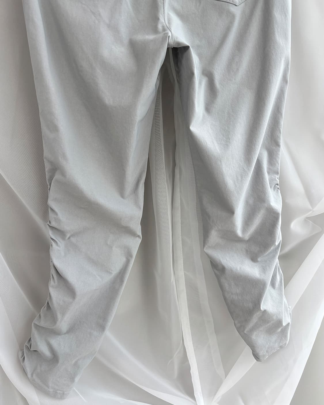 iez gray shirring designed pants 상품이미지9