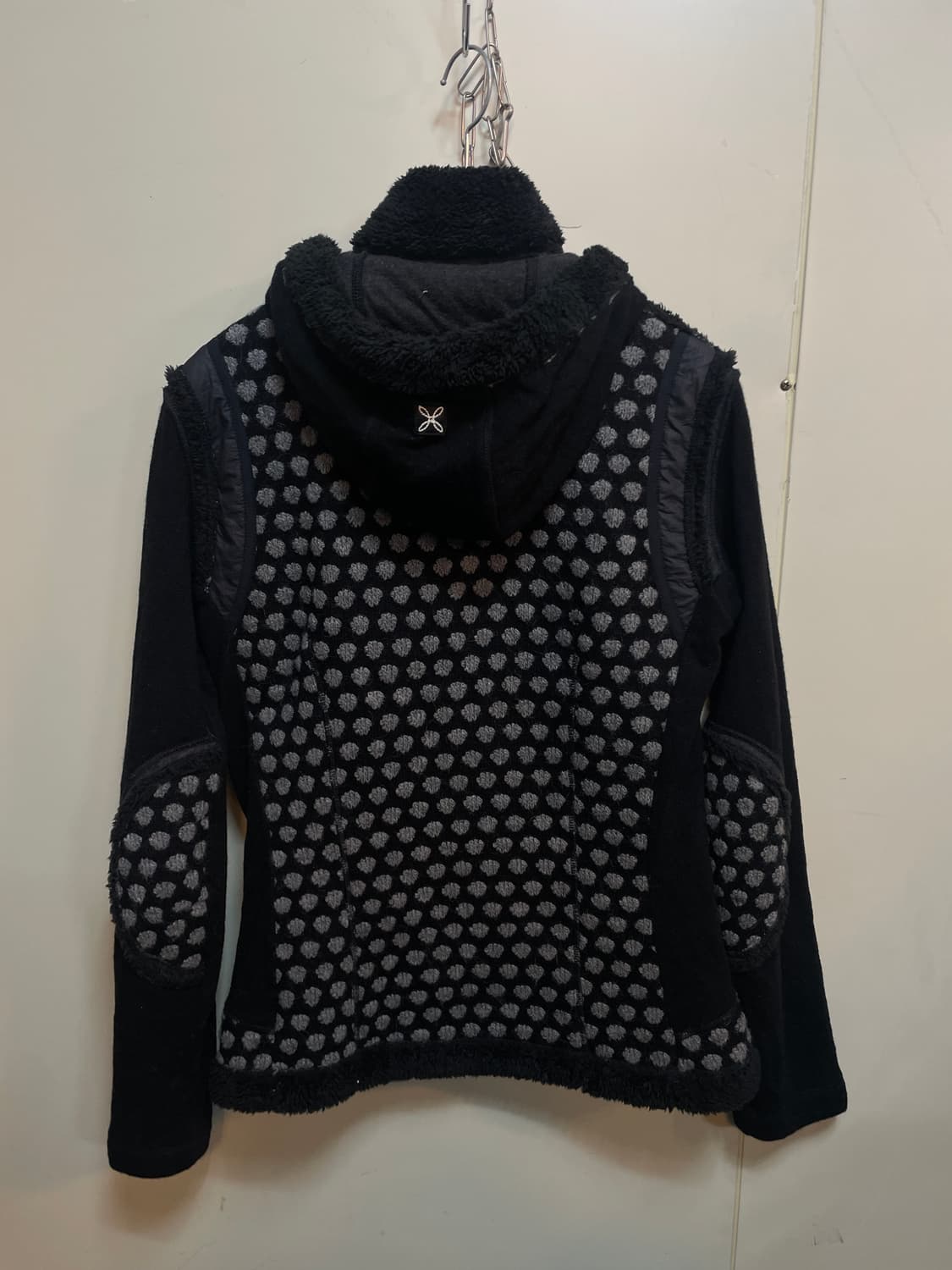 몬츄라 후리스 상품이미지6