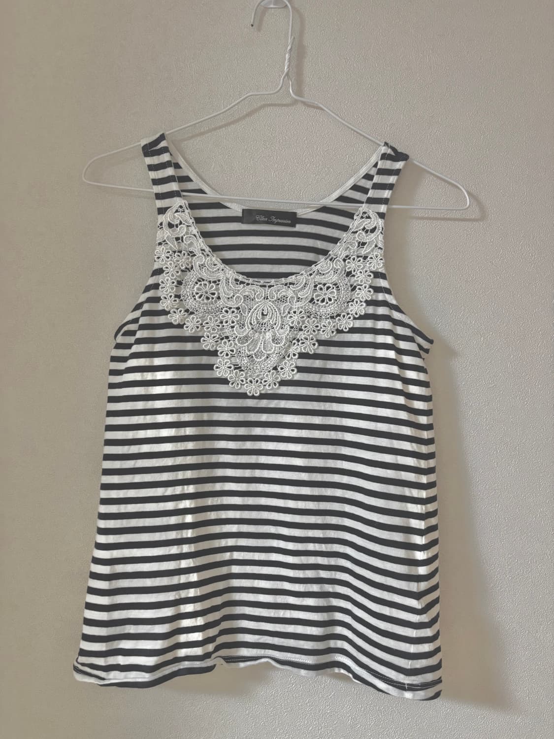 y2k 스트라이프 나시 상품이미지1