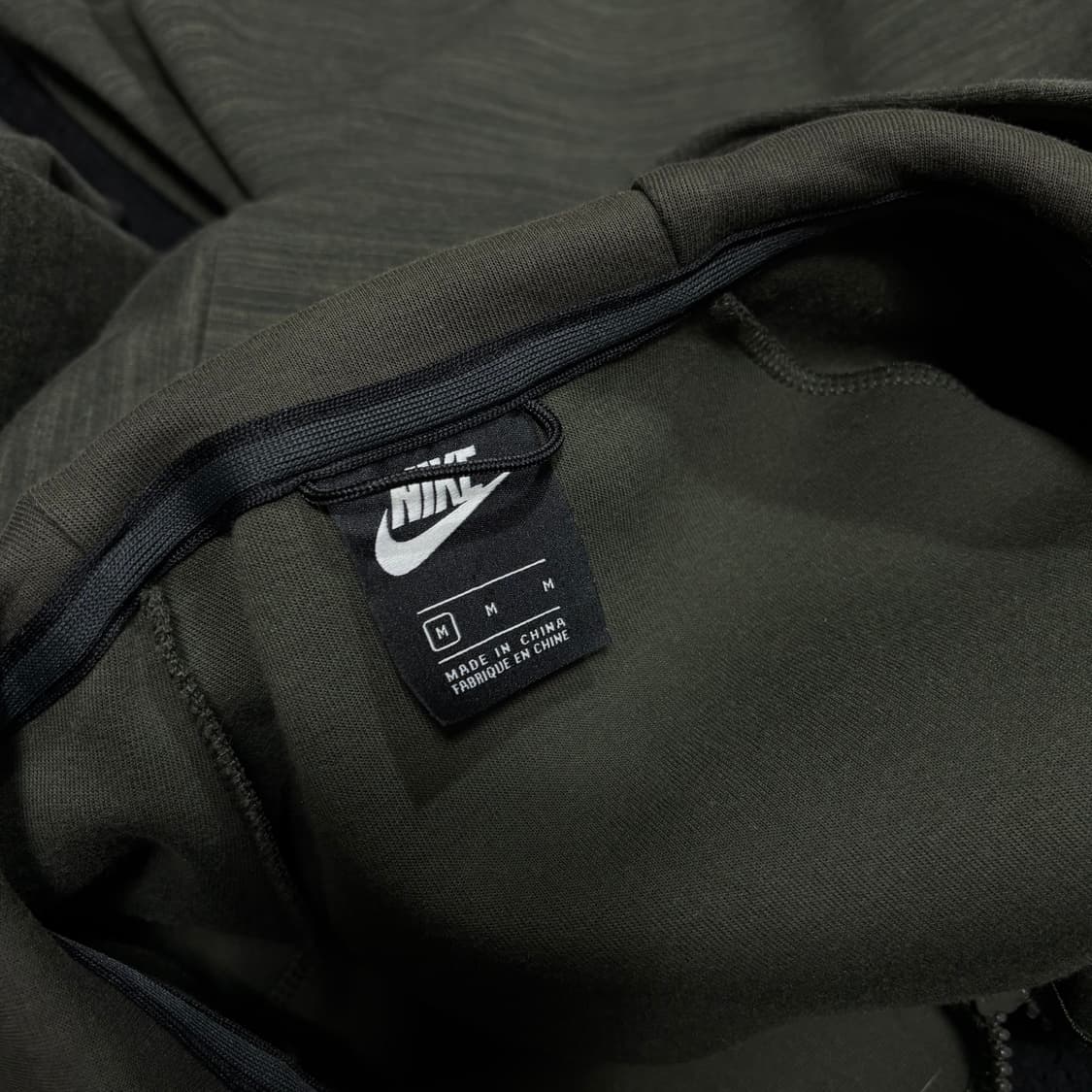 M 나이키 테크팩 카키 후드집업 상품이미지4