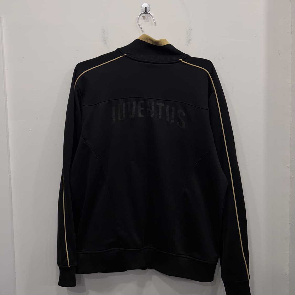 나이키 올드스쿨 유벤투스 팀로고 싸커 져지 상품이미지5