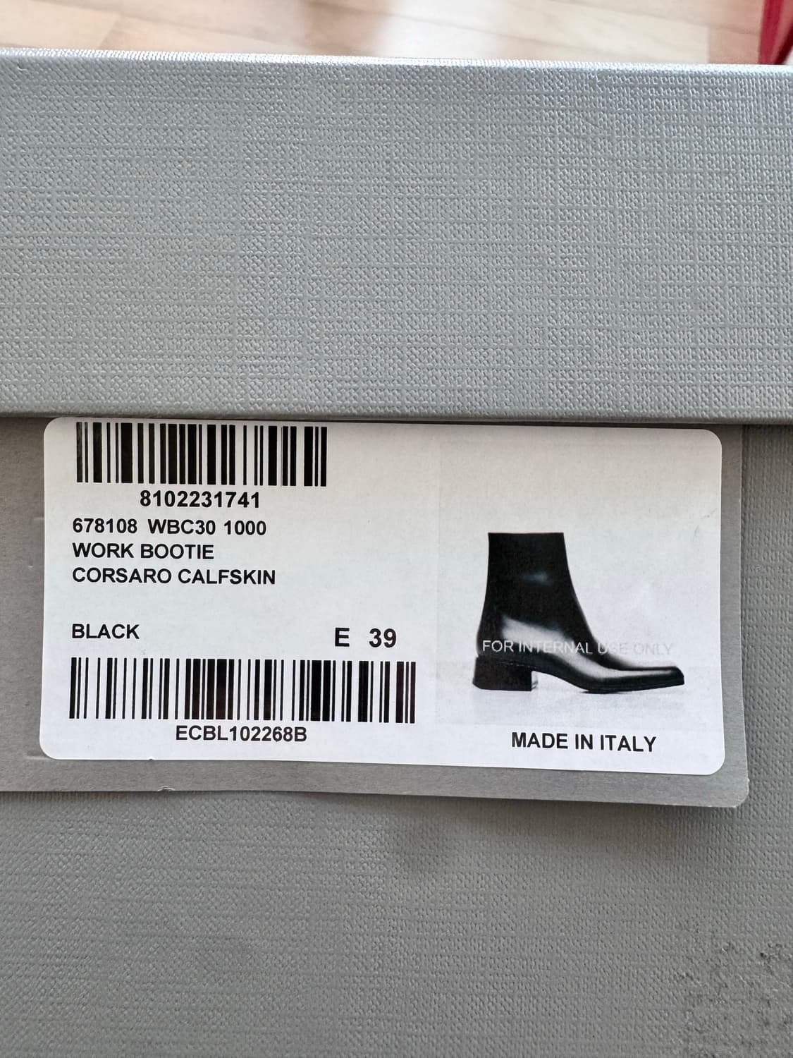 발렌시아가 블랙 워크 스퀘어토 가죽 앵클 부츠 상품이미지6