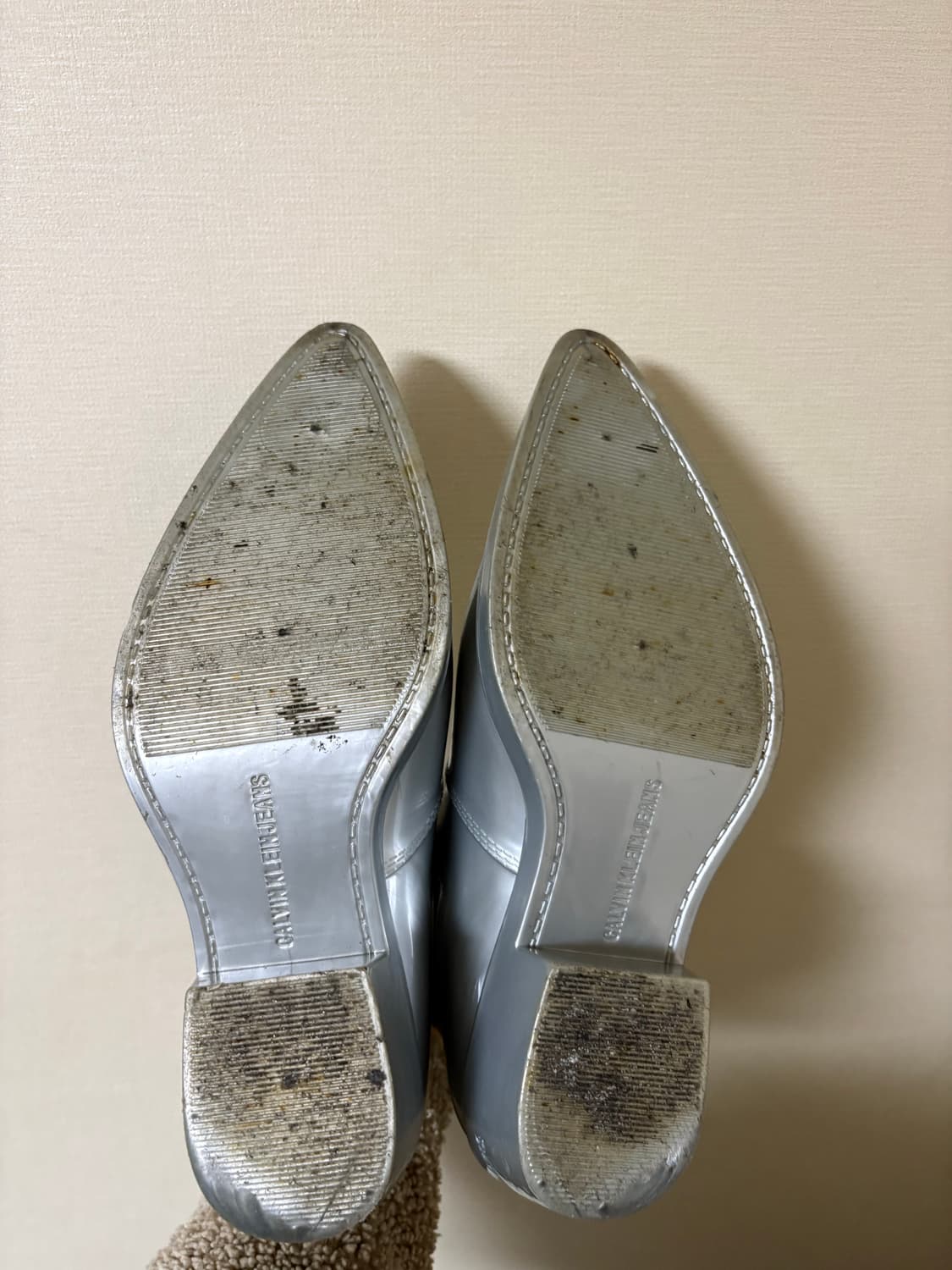 라프시몬스 캘빈클라인 205w39nyc 러버 부츠 실버 43 상품이미지5