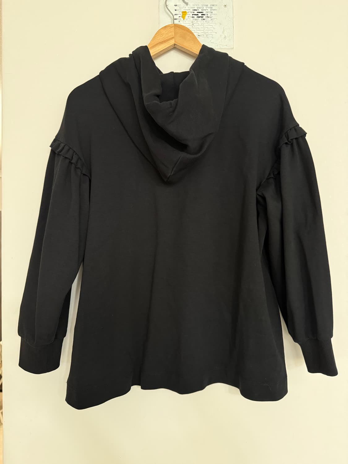 시몬로샤 h&m 콜라보 러플 후드 상품이미지3