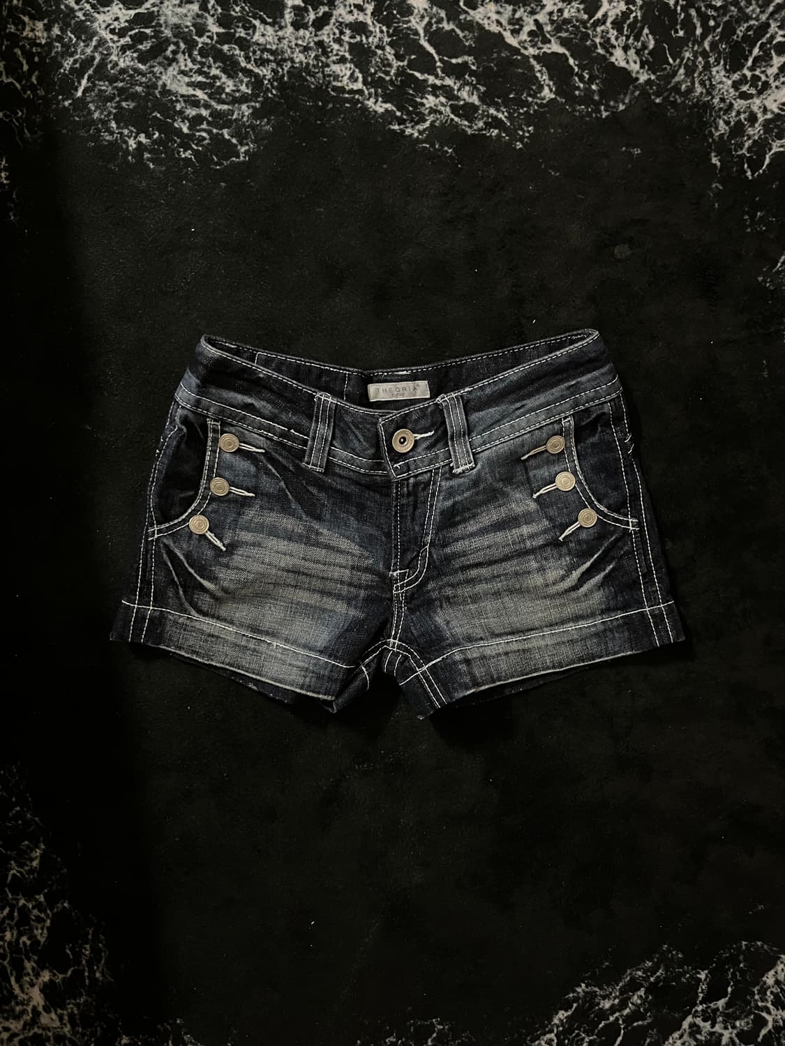 스티치 진청반바지 상품이미지1