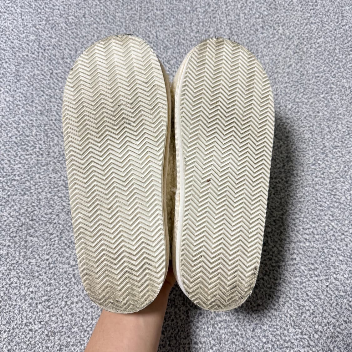 [정가 13만원] 폴로 랄프로렌 양털 슬리퍼 230 상품이미지6