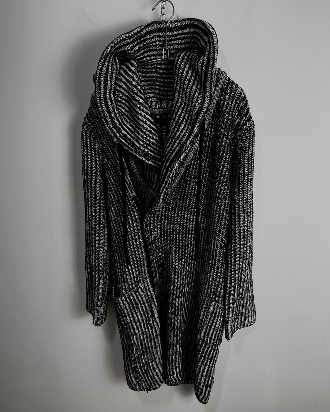 시바라이즈 (CIVARIZE) 비대칭 더블 집업 스트라이프 니트 코트 상품이미지6