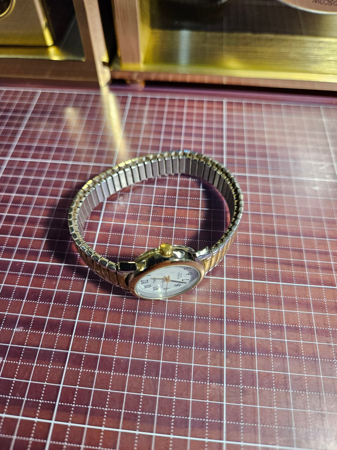 타이맥스 여성용 인디글로 스프링벤드형 빈티지 쿼츠 시계 상품이미지4