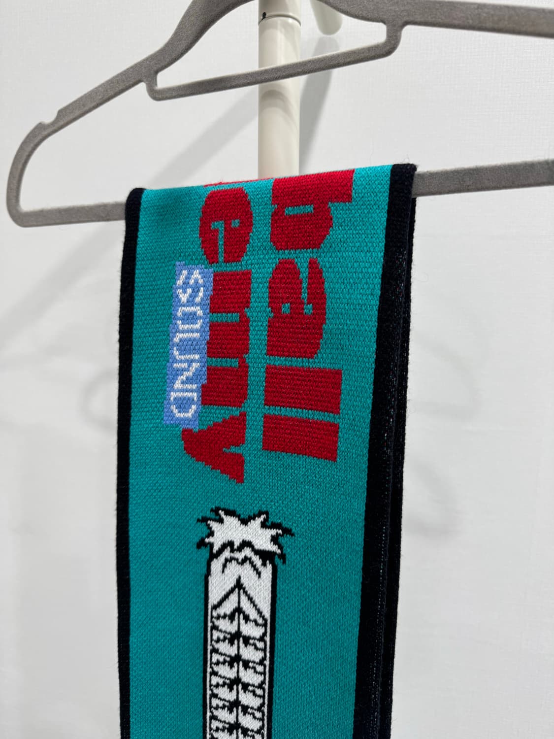 발란사 풋볼클럽 머플러 상품이미지3