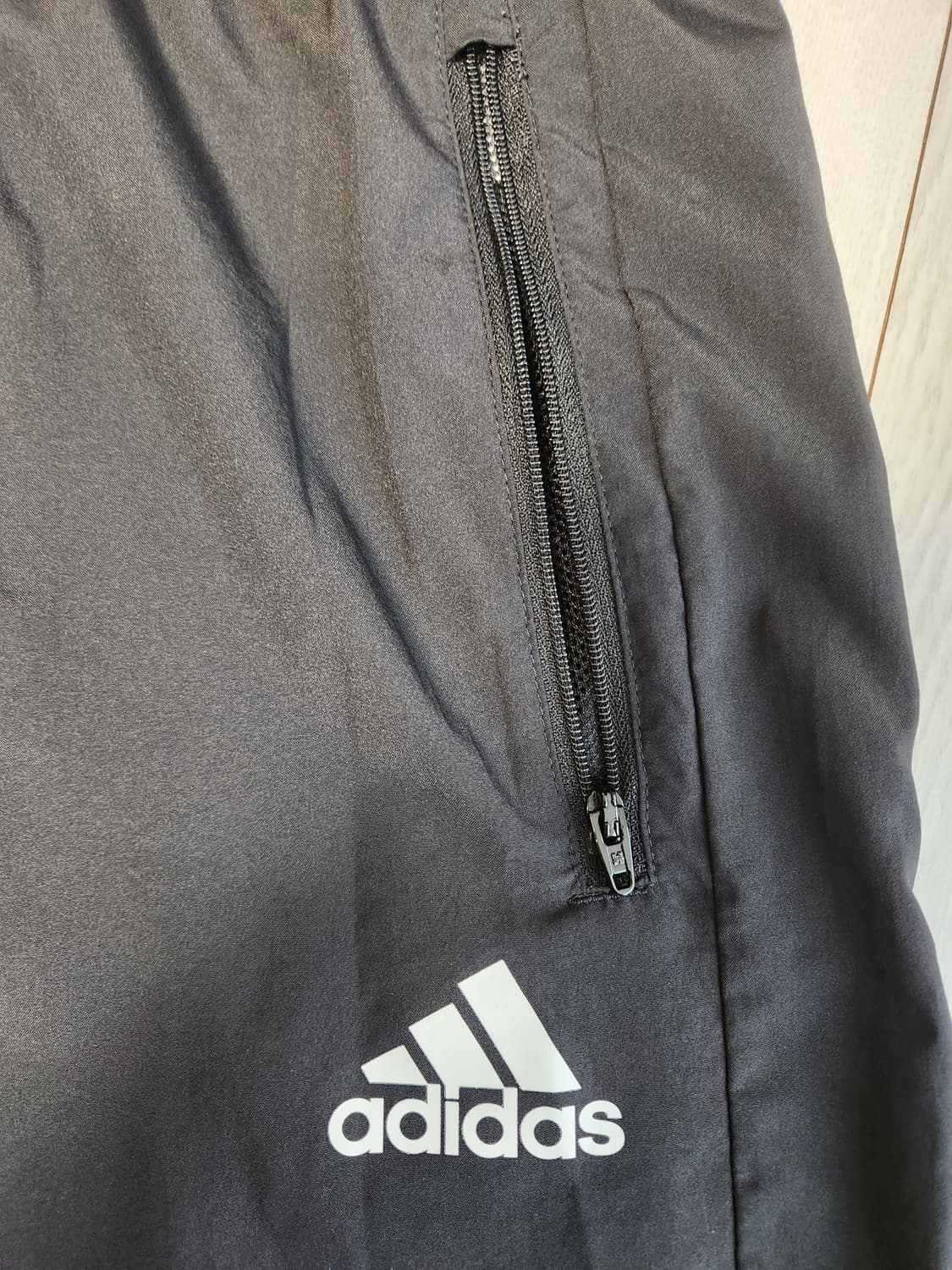 새상품급)아디다스 트레이닝 숏반바지 m wv sho 러닝반바지 사이즈xl 상품이미지2