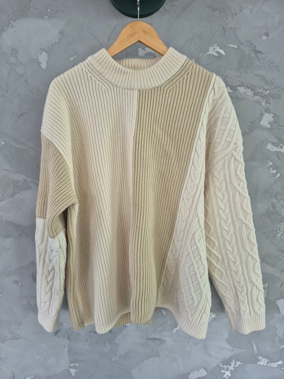 솔리드옴므 니트 스웨터  사이즈 46 상품이미지1