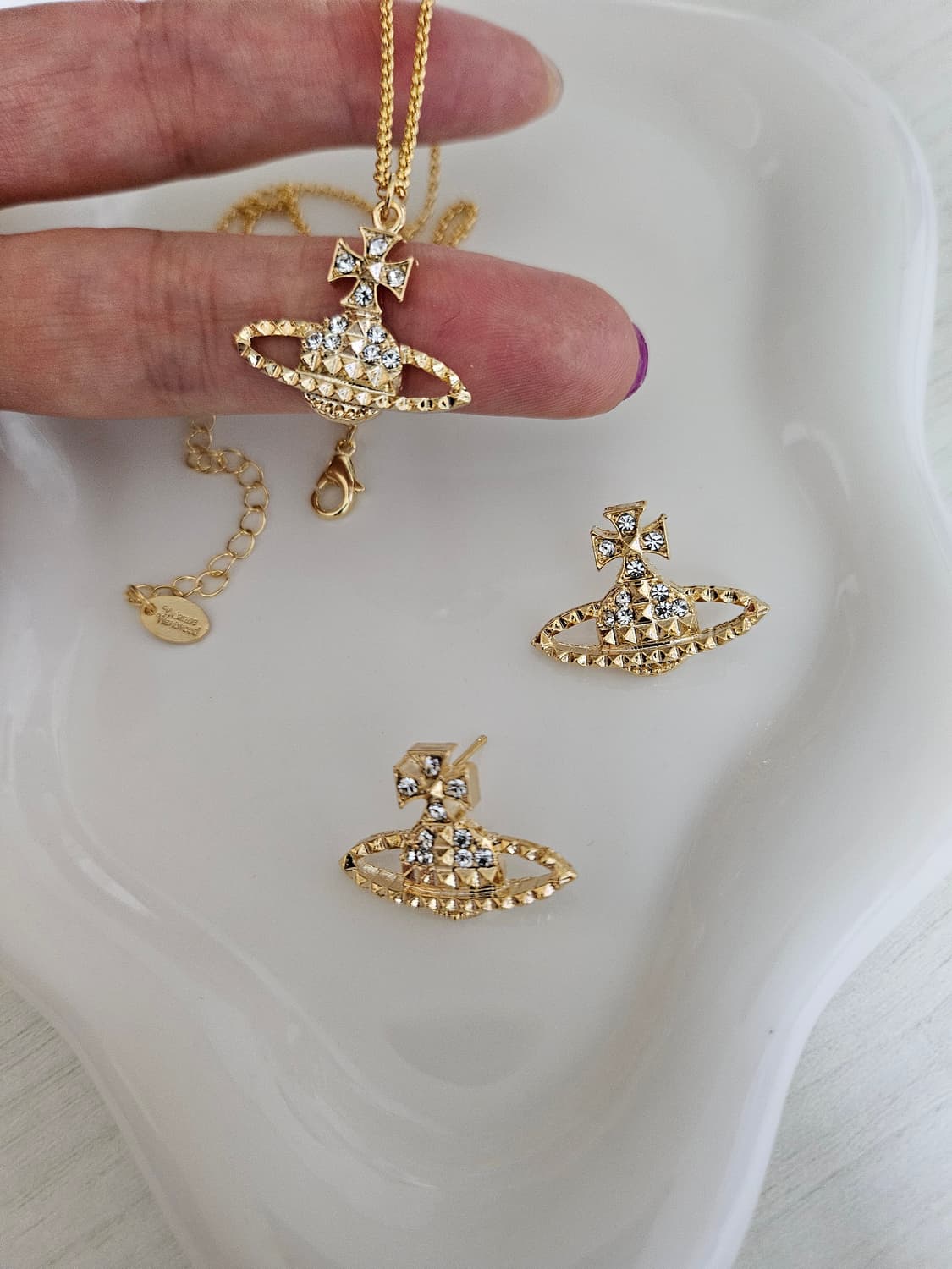 비비안웨스트우드 업사이클링 금장 목걸이 상품이미지5