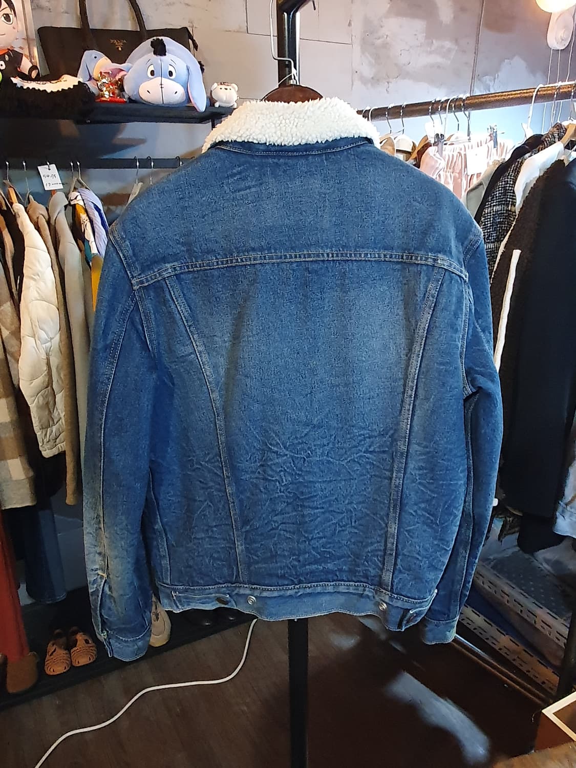 무배 리바이스 뽀글이 데님 트러커 자켓 S사이즈 2200323 상품이미지2