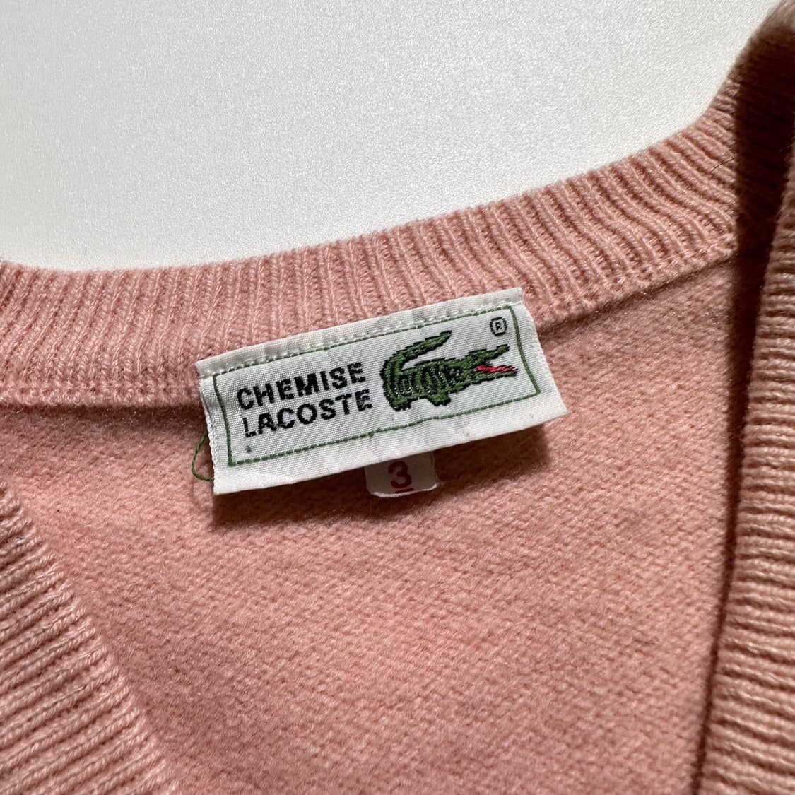 라코스테 울 V 넥 니트 베이비핑크 상품이미지3