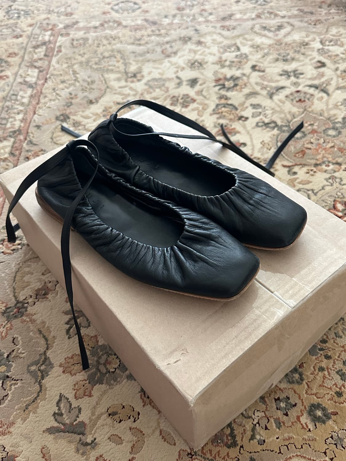 Yuji 램스킨 플랫 상품이미지1