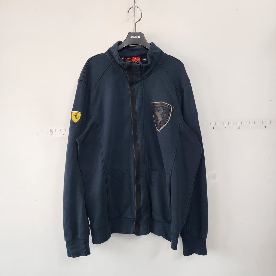 푸마x페라리 네이비 집업 자켓 상품이미지1