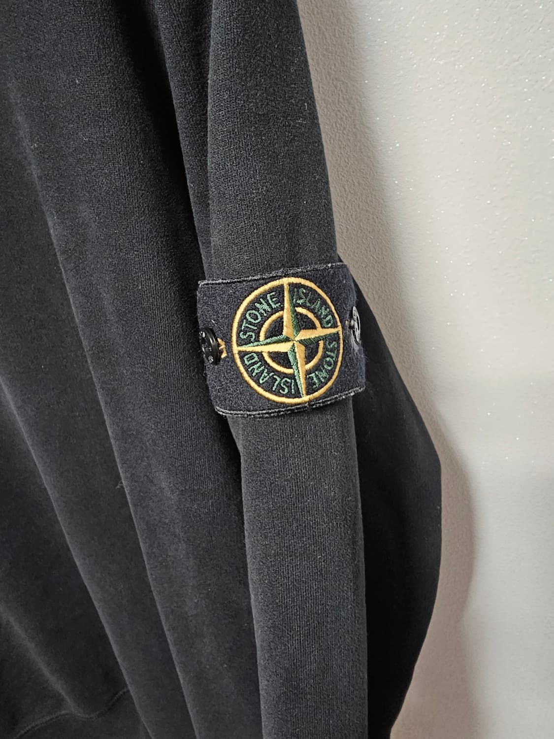 스톤아일랜드 맨투맨 블랙 상품이미지2