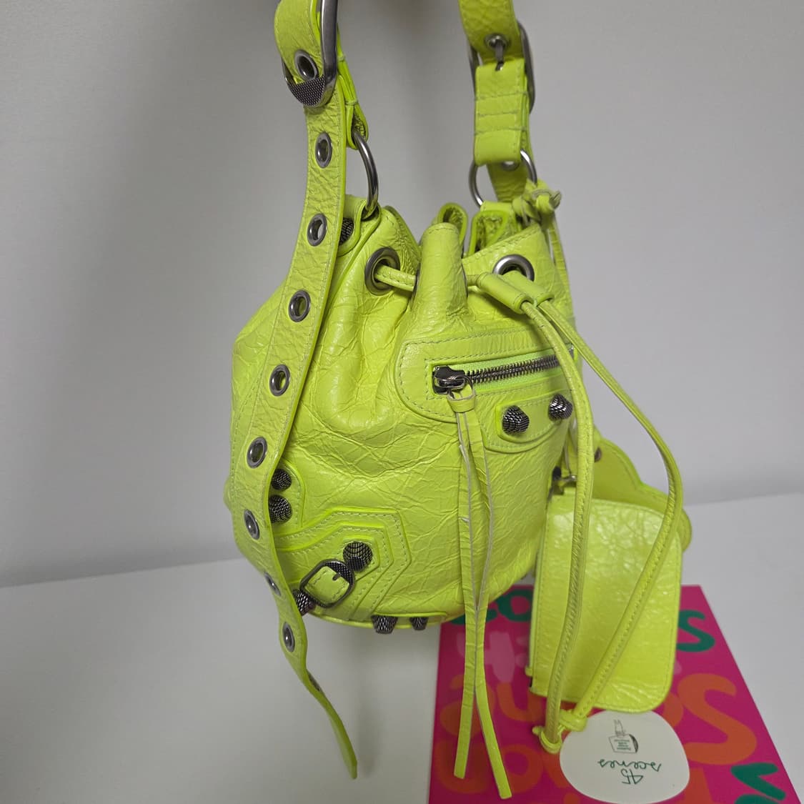 BALENCIAGA 발렌시아가 정품 LE CAGOLE 르카골 XS 버킷 상품이미지5