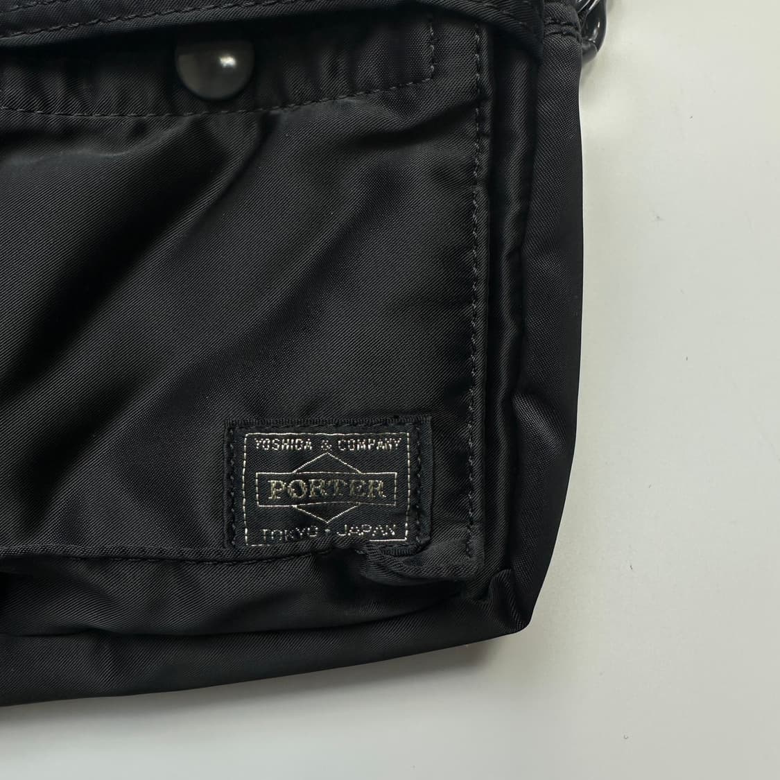 PORTER TANKER SHOULDER BAG 포터 탱커 숄더백 상품이미지2